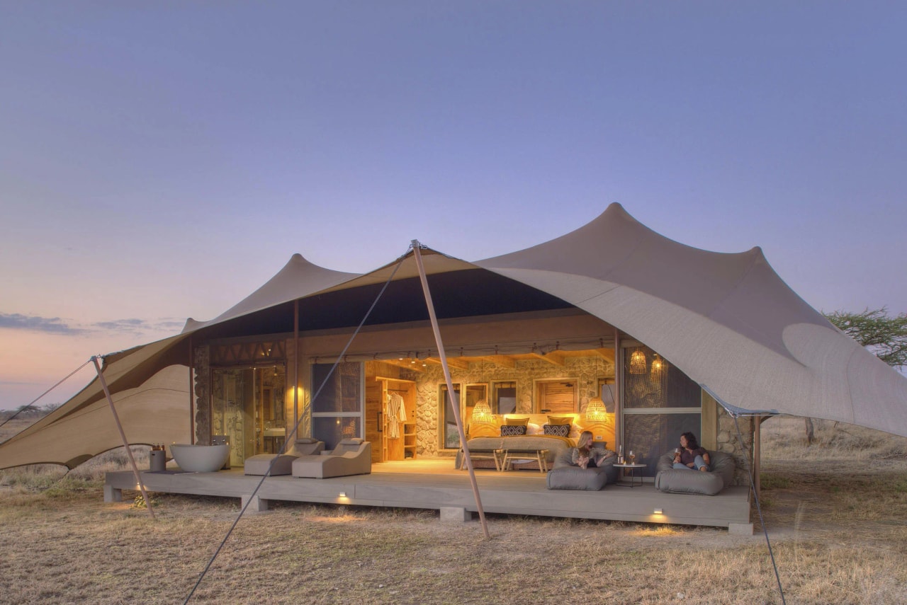 Namiri Plains Camp